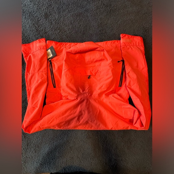 Burton Snow Sport Jacket - Picture 2 of 5